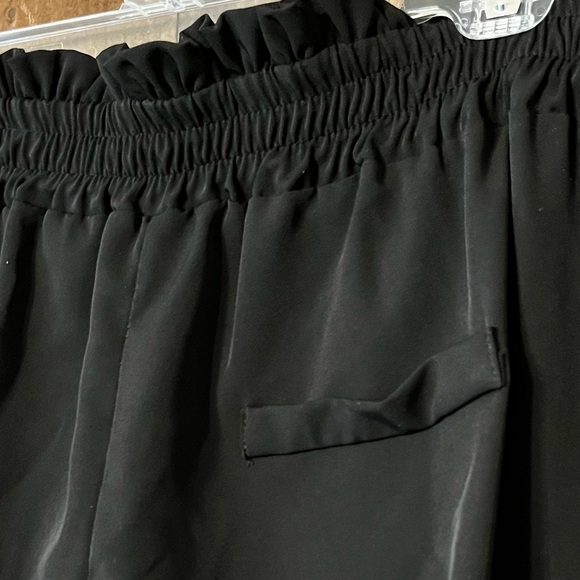 Women’s Black Dress Pant - with ruffle detail on waist - Picture 5 of 7